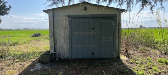 8 rooms Apartment in Masi Torello, Italy No. 290067 14