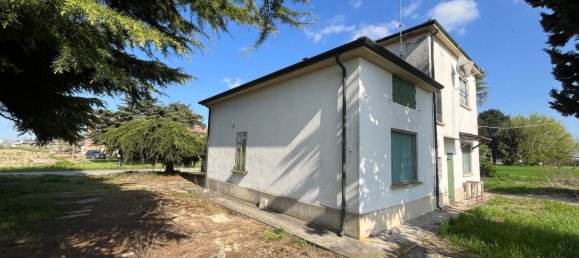 8 rooms Apartment in Masi Torello, Italy No. 290067 20