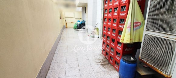 223m² Commercial property in Povoa de Varzim, Portugal No. 52925 11