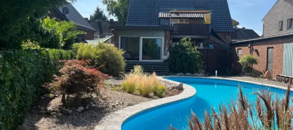 4 bedrooms Building in Wesel, Germany No. 366372 9