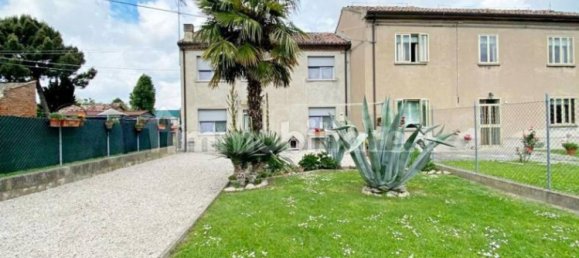 2 bedrooms Villa in Fiscaglia, Italy No. 379616 2