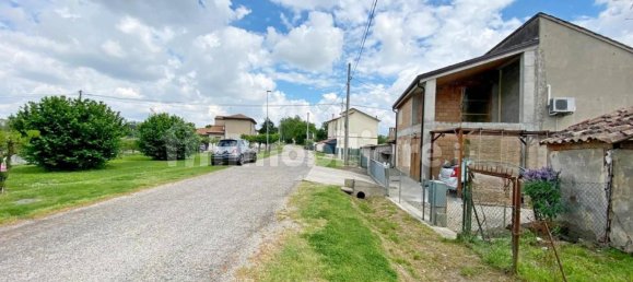 2 bedrooms Villa in Fiscaglia, Italy No. 379616 4