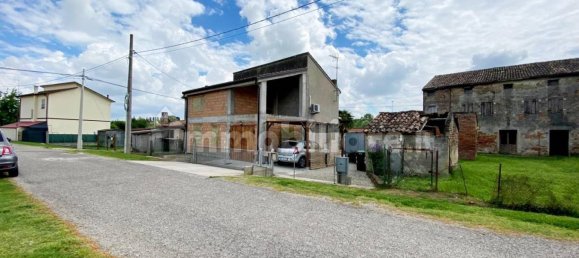 2 bedrooms Villa in Fiscaglia, Italy No. 379616 18