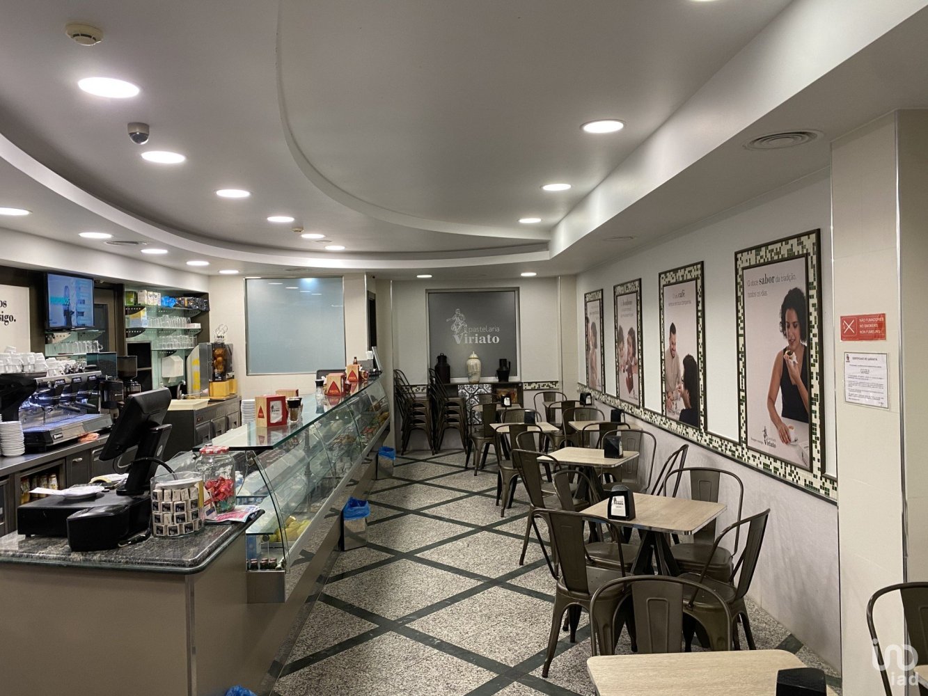 7 rooms Commercial property in Odivelas, Portugal No. 127236