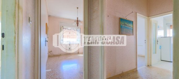 3 rooms Apartment in Rome, Italy No. 286682 24