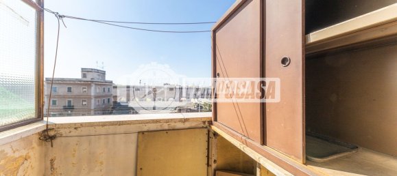 3 rooms Apartment in Rome, Italy No. 286682 16