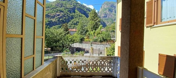 Casa de 5 habitaciónes en Donnas, Italy No. 284068 12