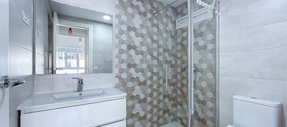 2 bedrooms Apartment in Malaga, Spain No. 164624 2