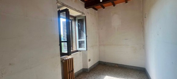 16 rooms House in Arezzo, Italy No. 71300 22