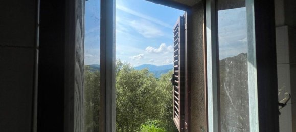 16 rooms House in Arezzo, Italy No. 71300 16