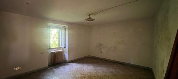 16 rooms House in Arezzo, Italy No. 71300 25