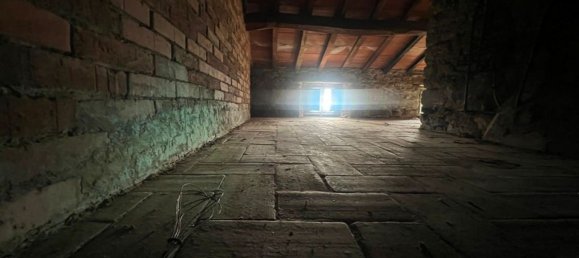 16 rooms House in Arezzo, Italy No. 71300 37