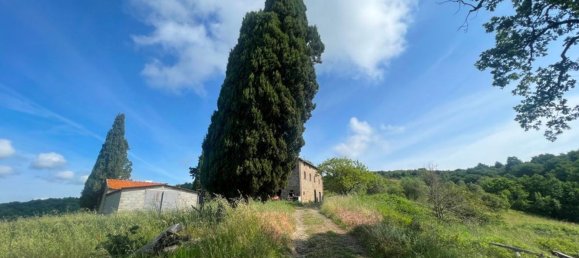 16 rooms House in Arezzo, Italy No. 71300 30