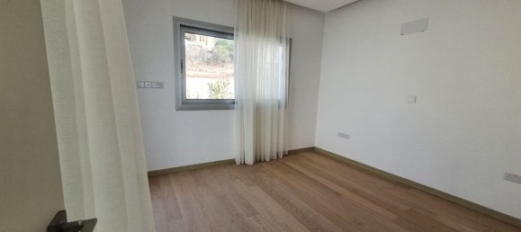 3 dormitorios propiedad comercial en venta en Geroskípou, Paphos, Cyprus № 9594 11