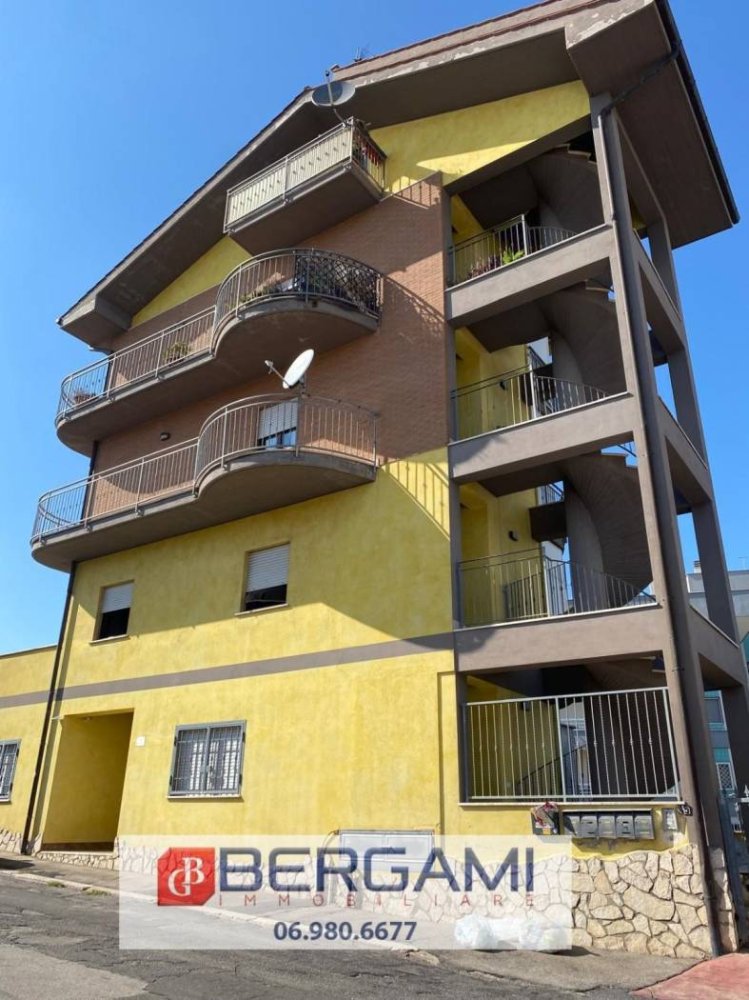 1 bedroom Apartment in Aprilia, Italy No. 106708
