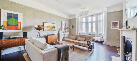 2 bedrooms Apartment in London, United Kingdom No. 7806 4