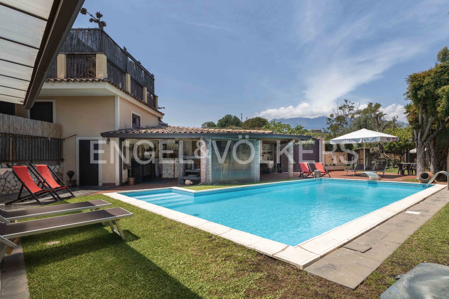 3 bedrooms Villa in Acireale, Italy No. 127150