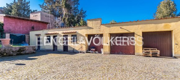 7 bedrooms Villa in Rome, Italy No. 63288 15