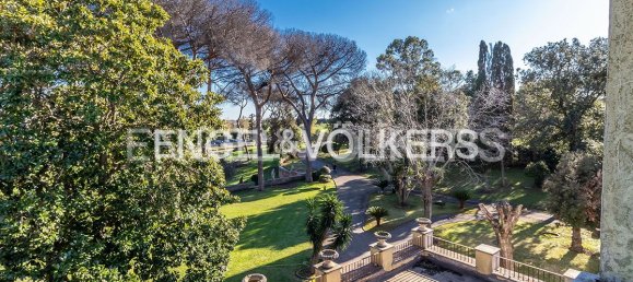 7 bedrooms Villa in Rome, Italy No. 63288 12