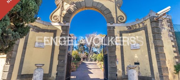 7 bedrooms Villa in Rome, Italy No. 63288 17