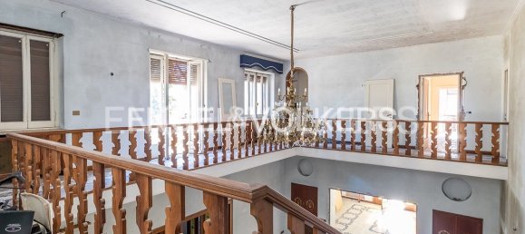 7 bedrooms Villa in Rome, Italy No. 63288 9