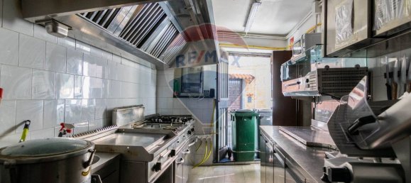 Propiedad comercial de 3 habitaciónes en Nicolosi, Italy No. 58079 14