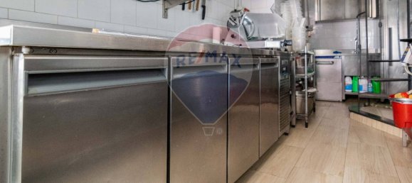 Propiedad comercial de 3 habitaciónes en Nicolosi, Italy No. 58079 16