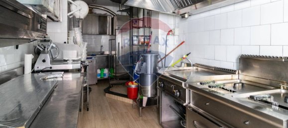 Propiedad comercial de 3 habitaciónes en Nicolosi, Italy No. 58079 11