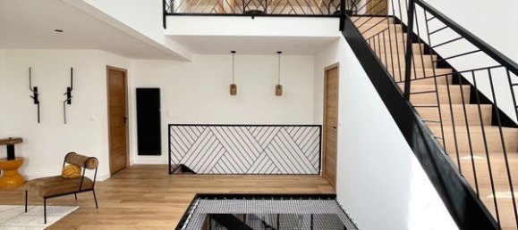 4 bedrooms House in Bizanos, France No. 340733 3