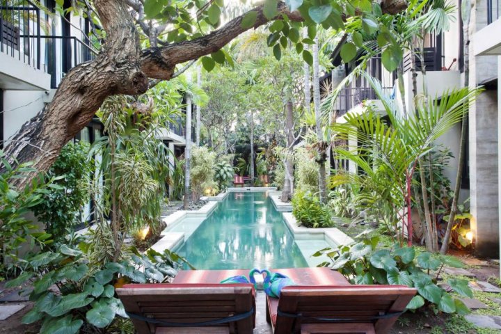 4 dormitorios villa en alquiler en South Denpasar, Denpasar, Bali, Indonesia № 3526