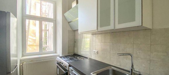 2 rooms Apartment in Alsergrund, Austria No. 70684 9