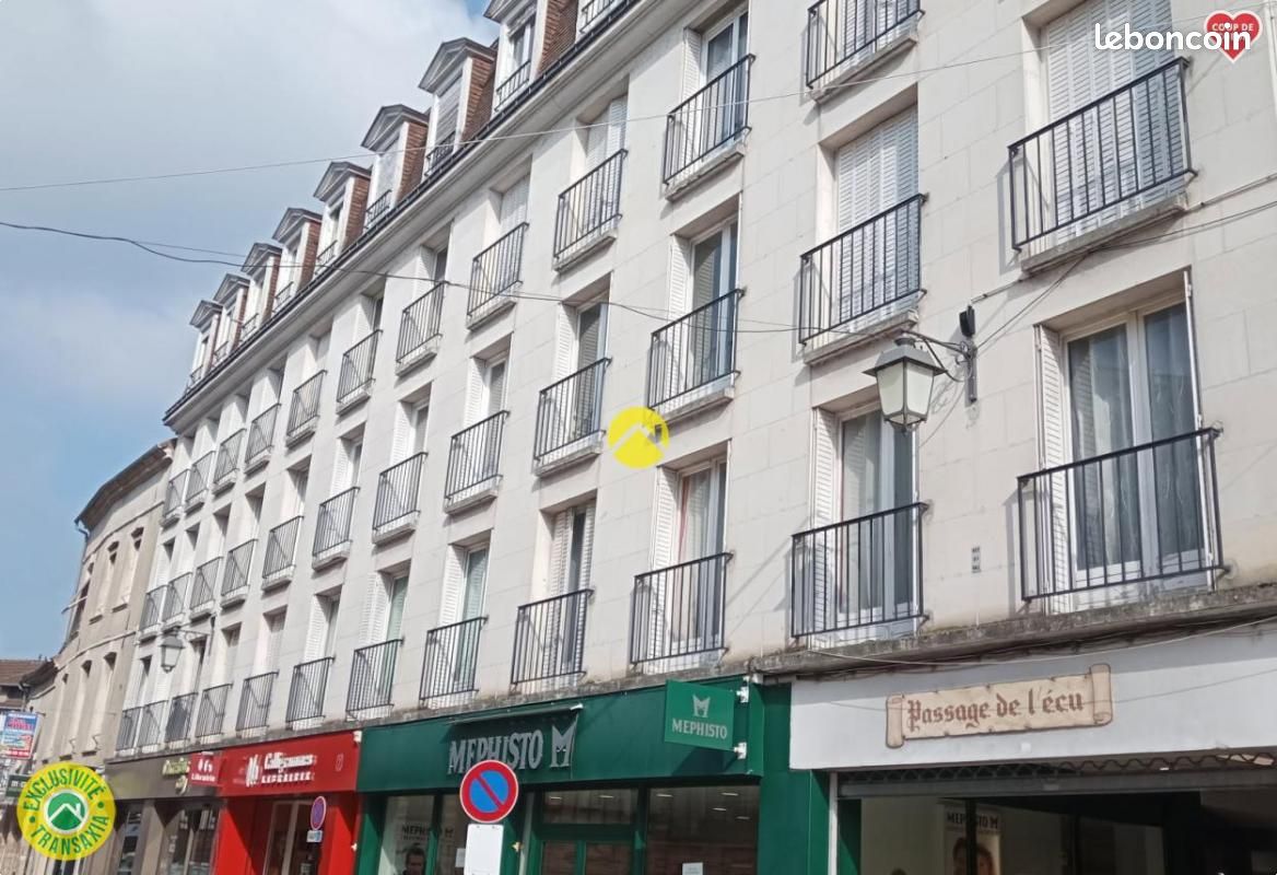 2 chambres Appartement à Sens, France No. 260049