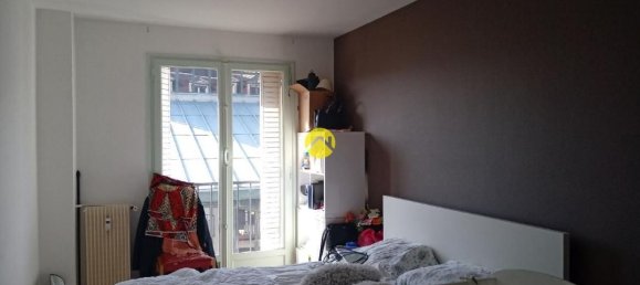 Apartamento de 2 dormitorios en Sens, France No. 260049 2