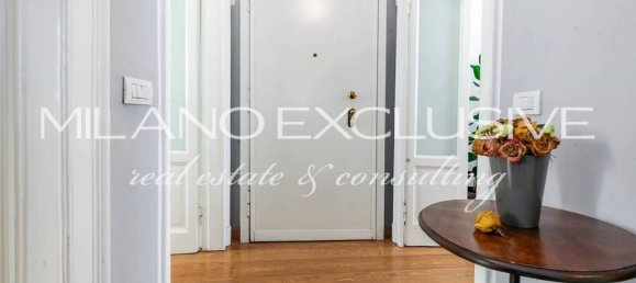 2 bedrooms Apartment in Milan, Italy No. 276802 6