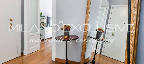 2 bedrooms Apartment in Milan, Italy No. 276802 10