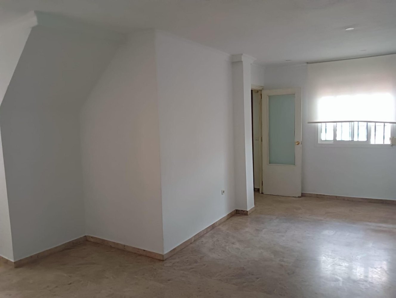 Таунхаус с 4 спальнями в Кордова, Испания № 194313