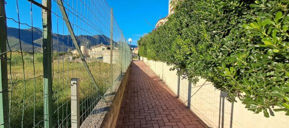 2غرفة شقة في Loano, Italy رقم 180891 3