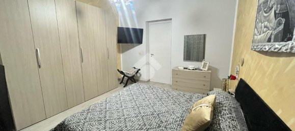 2 bedrooms Apartment in Palermo, Italy No. 52282 3
