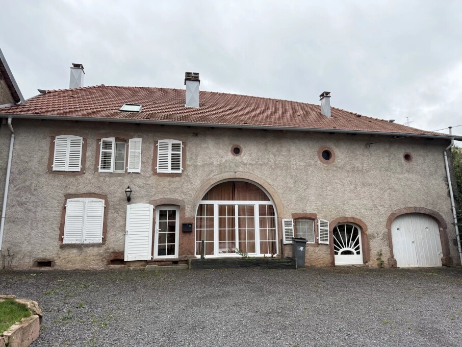 11 rooms House in Lubine, France No. 328347