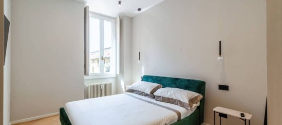 2 bedrooms Apartment in Milan, Italy No. 266772 17