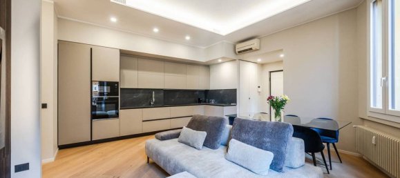 2 bedrooms Apartment in Milan, Italy No. 266772 6