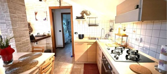 3 bedrooms Apartment in Reggio Emilia, Italy No. 325934 2