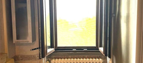 3 bedrooms Apartment in Reggio Emilia, Italy No. 325934 10