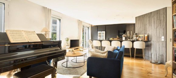 3 bedrooms Apartment in Saint-Cloud, France No. 329221 2