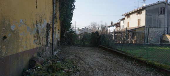 5 rooms House in Parma, Italy No. 232438 28