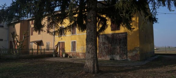 5 rooms House in Parma, Italy No. 232438 3