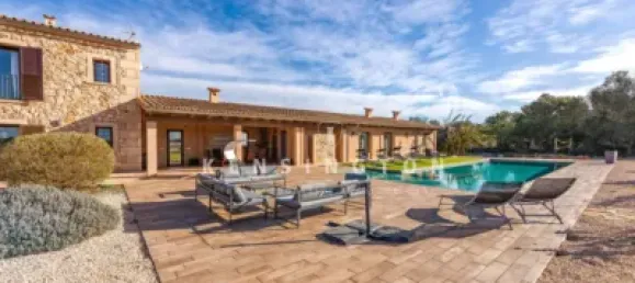 4 bedrooms House in Llucmajor, Spain No. 186824 2