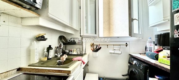 2 bedrooms Apartment in Paris, France No. 182773 4