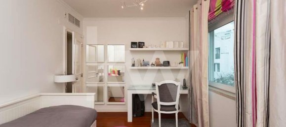 3 bedrooms Apartment in Lisbon, Portugal No. 86156 5