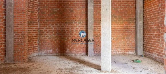 76m² Commercial property in Madrid, Spain No. 94140 8